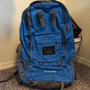 40L travel backpack by Outdoor Adventure Mountaintop